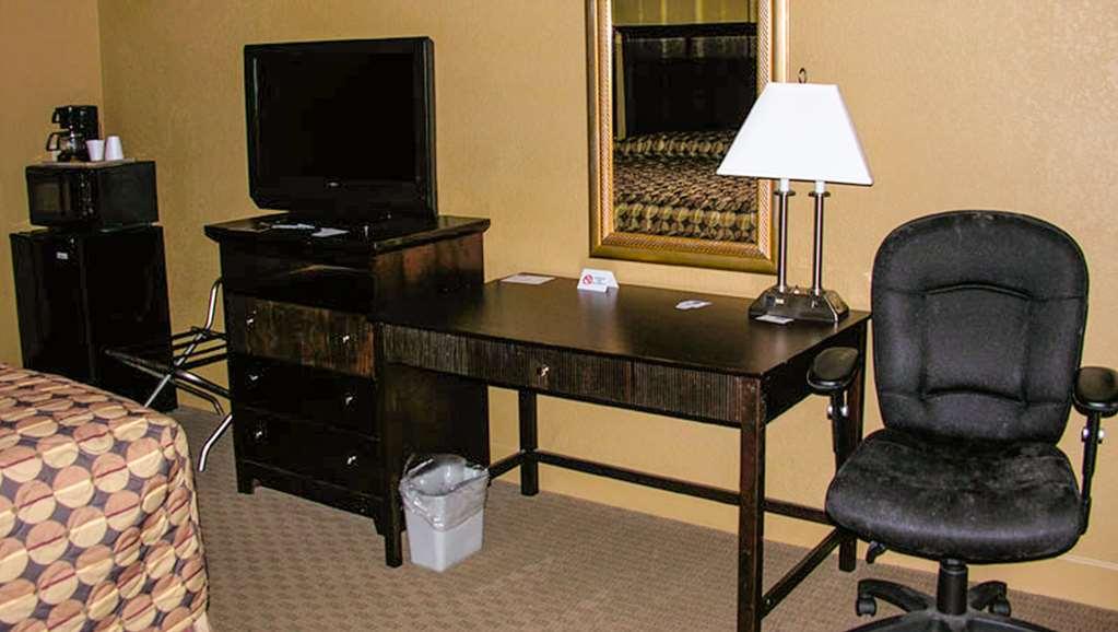 Fortune Inn & Suites Newport Pokój zdjęcie