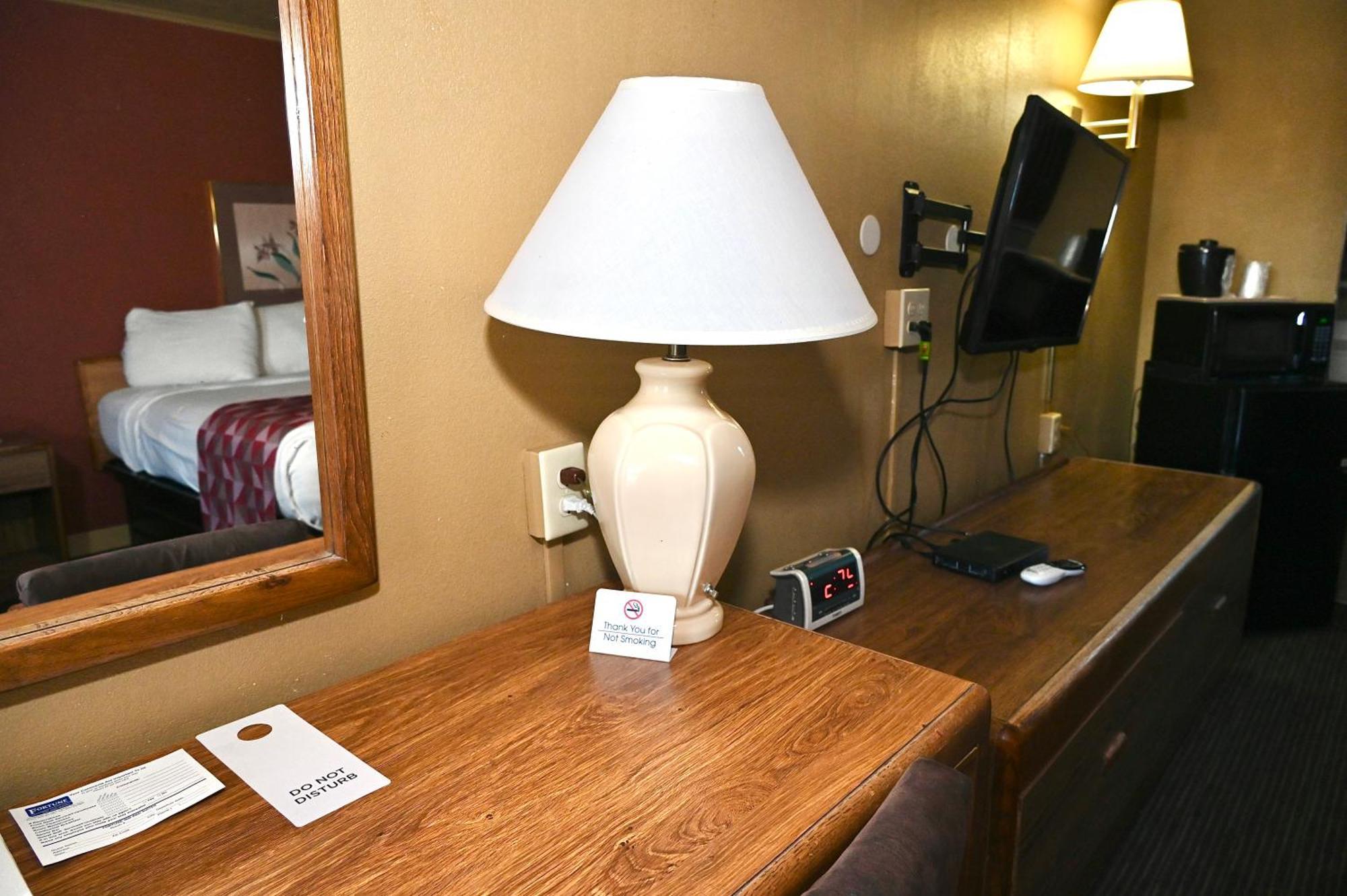 Fortune Inn & Suites Newport Zewnętrze zdjęcie