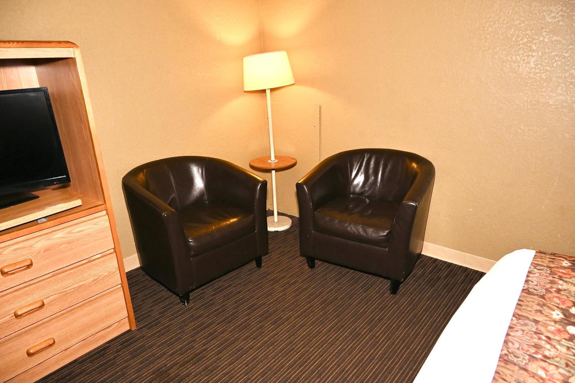 Fortune Inn & Suites Newport Zewnętrze zdjęcie