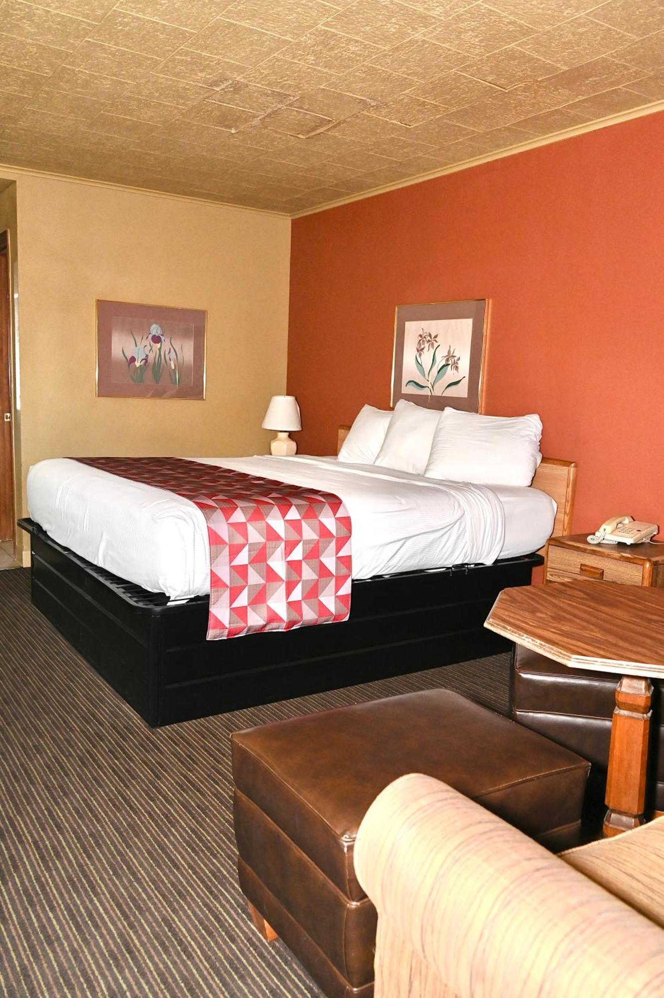 Fortune Inn & Suites Newport Zewnętrze zdjęcie