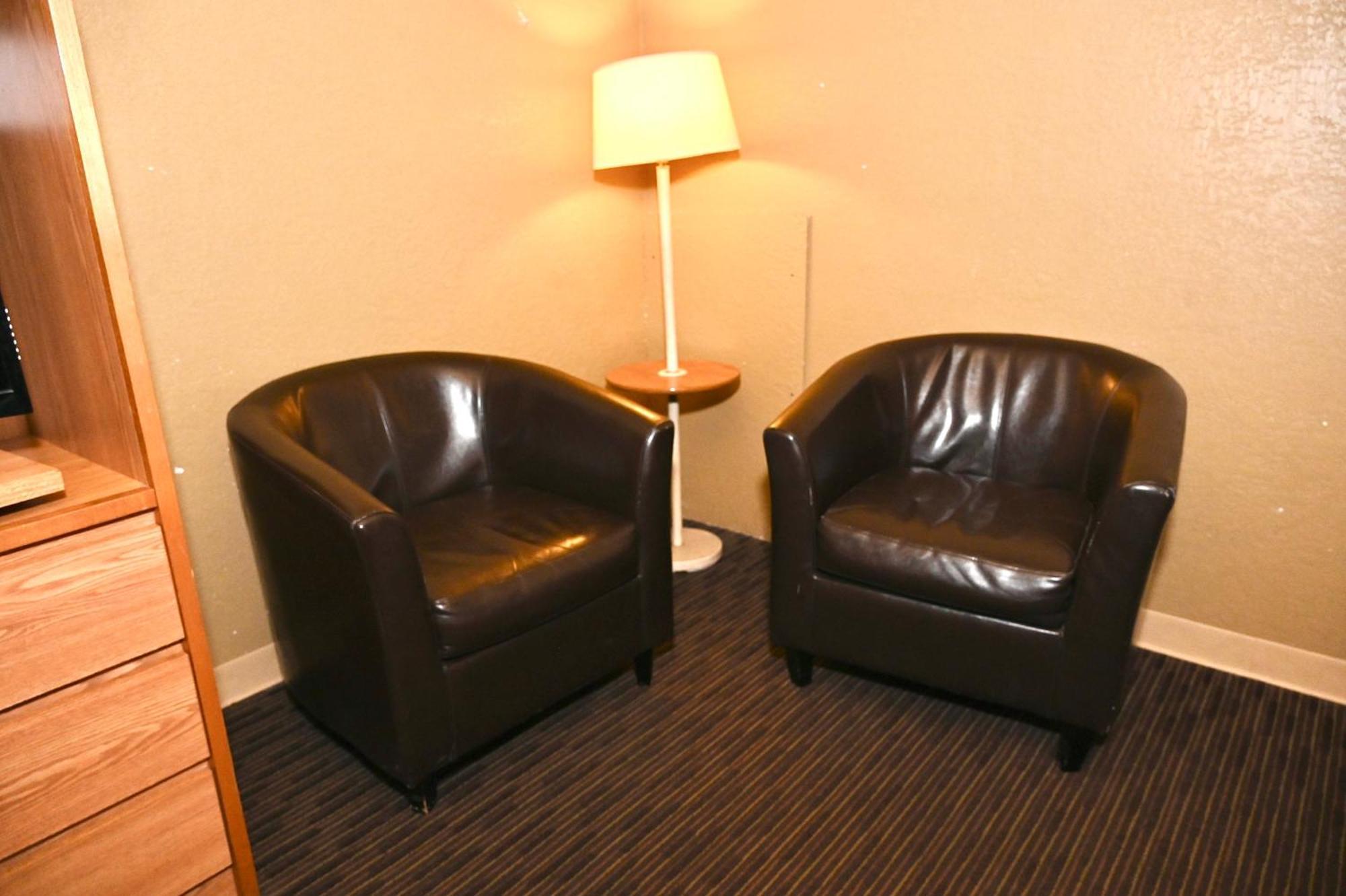 Fortune Inn & Suites Newport Zewnętrze zdjęcie